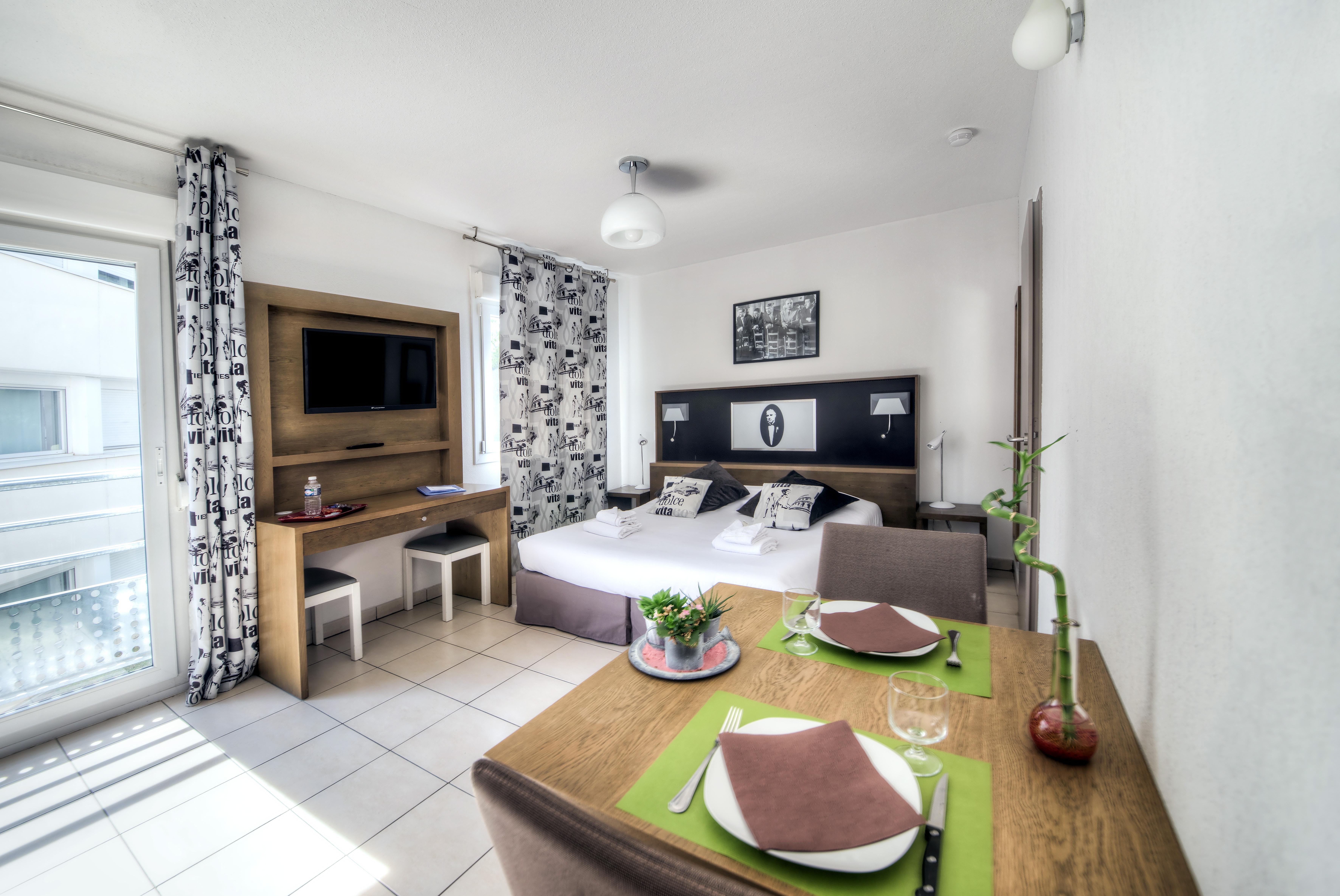 Comfort Aparthotel Antibes Le Maestria Exterior photo
