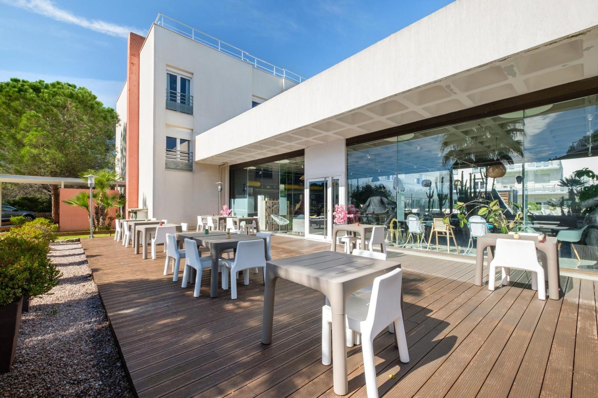Comfort Aparthotel Antibes Le Maestria Exterior photo